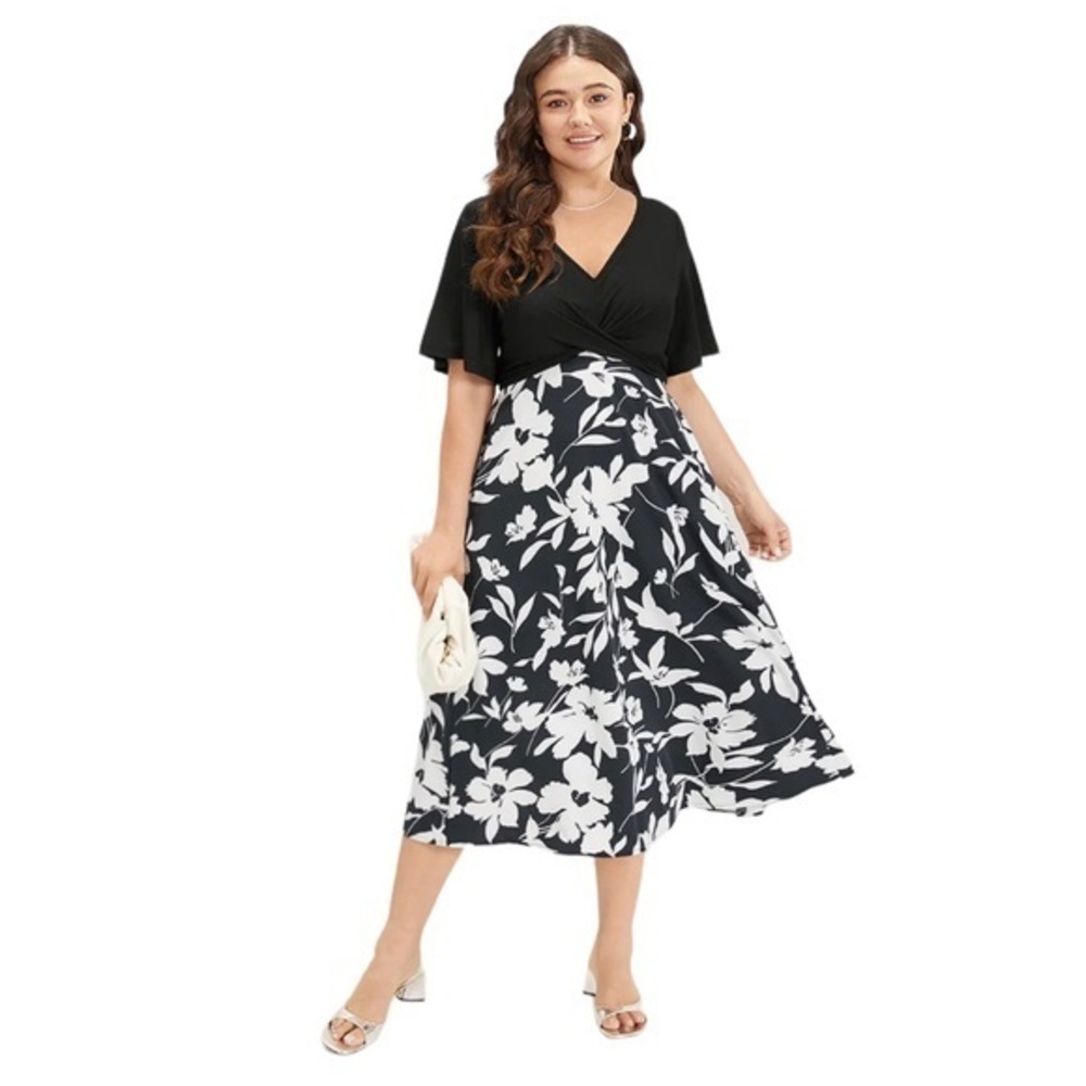 NEW BloomChic Floral Print A Line Butterfly Sleeves Midi Dress in Black & White